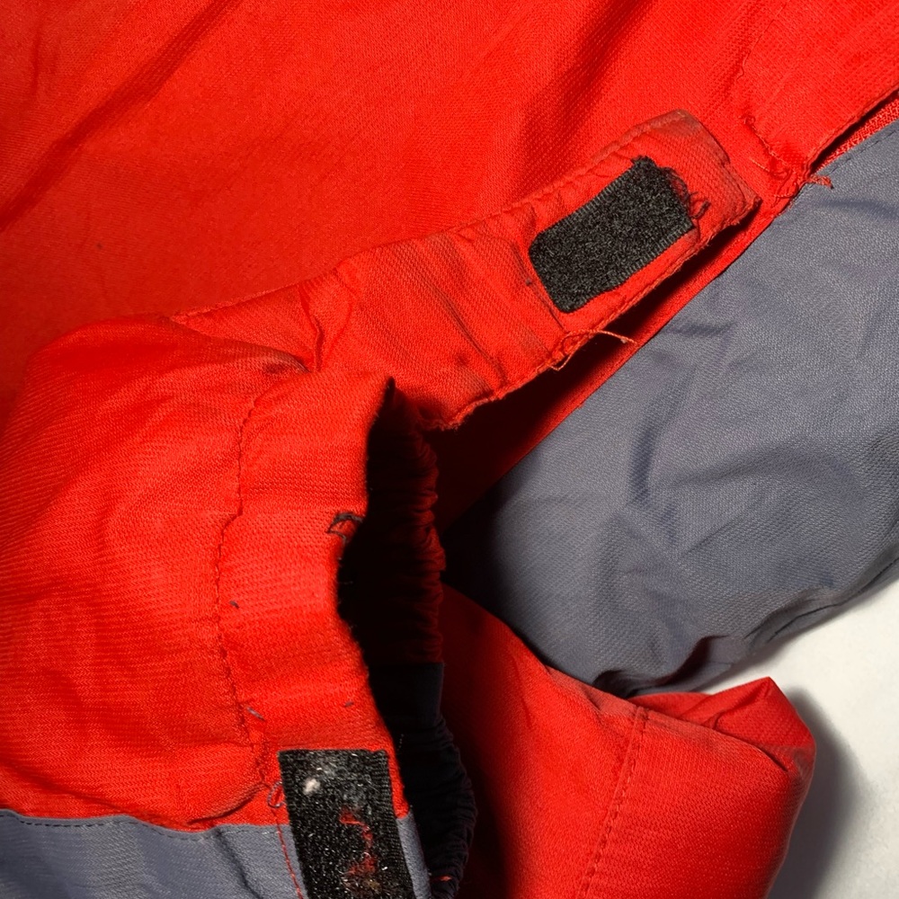 Men's Red and Gray Jacket - Picture 7 of 8